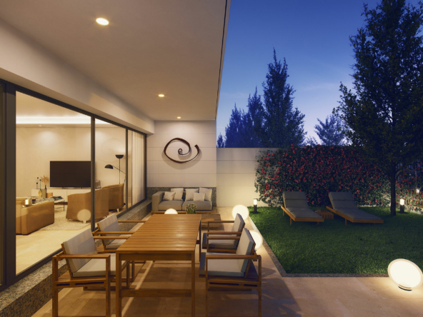 Chalet cuatro dormitorios con piscina y jardín